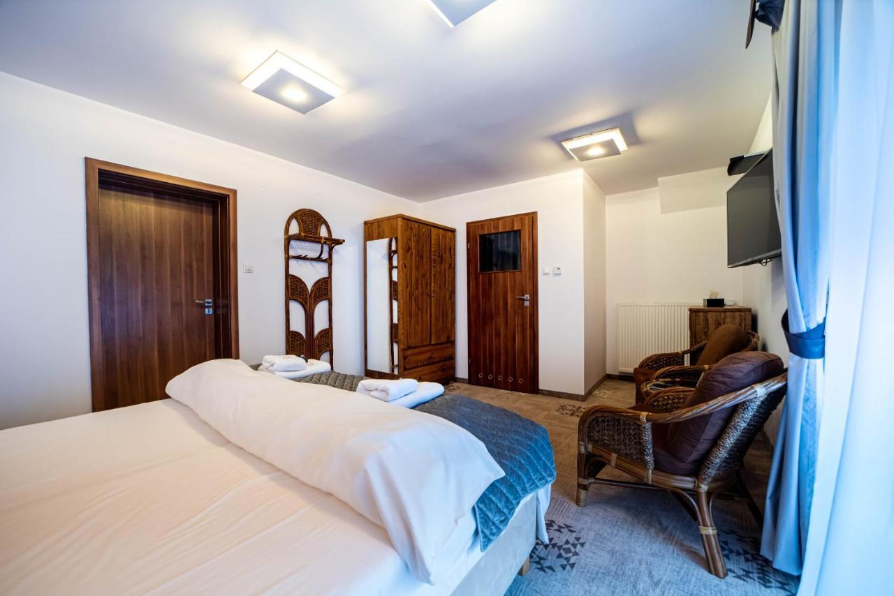 Apartamenty Przy Hotelu Zywieckim Przylekow Экстерьер фото